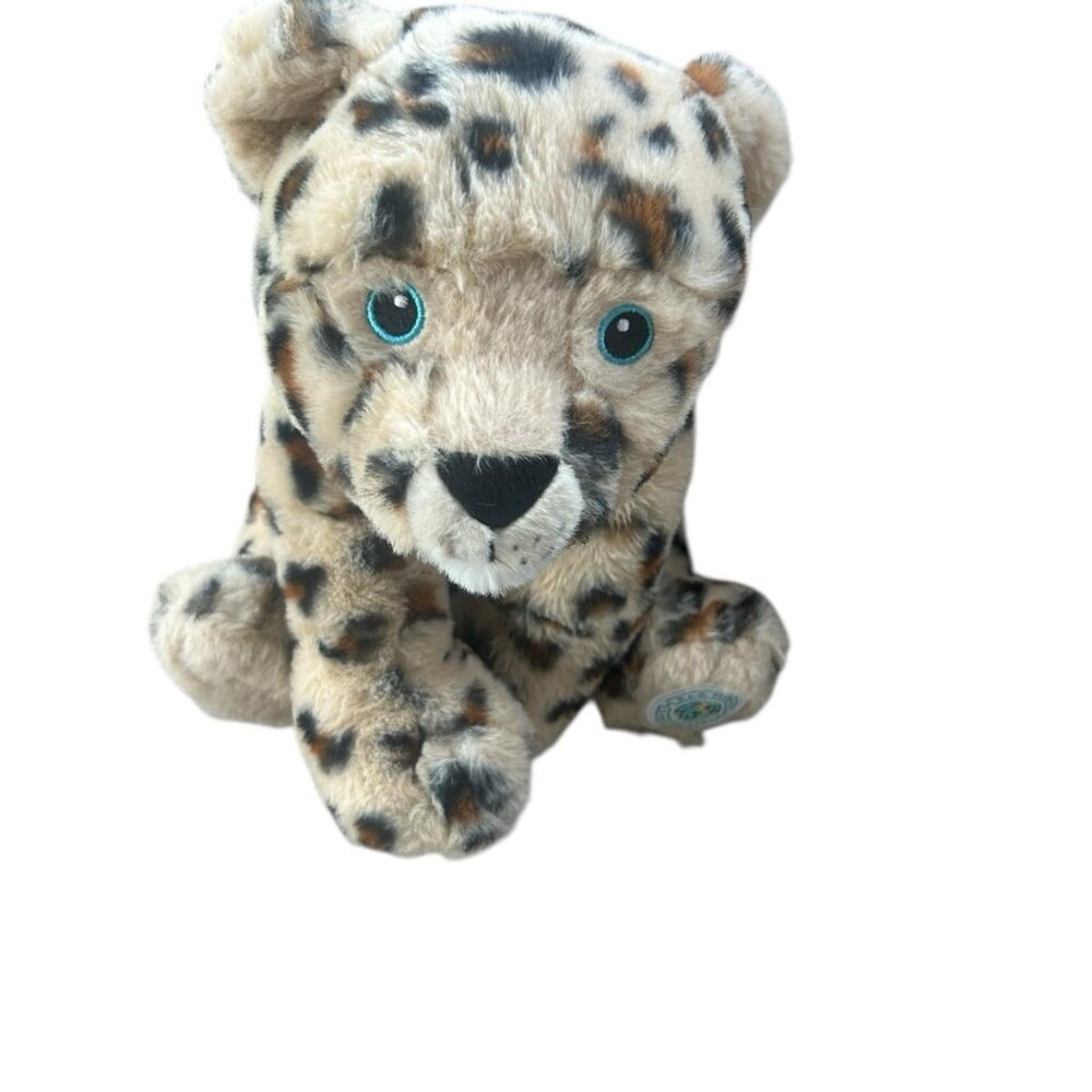 FAO  schwarz realistic spotted cat leopard 10 inch 2023 collectible safari zoo